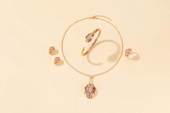 Bvlgari suits 04lyh22